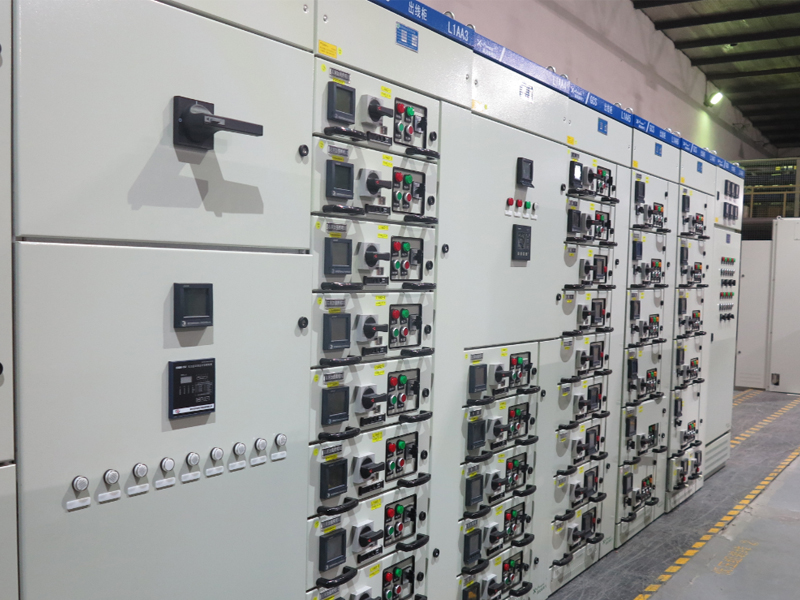 云南大漠古風電220KV升壓站 （站用電設備及安裝）